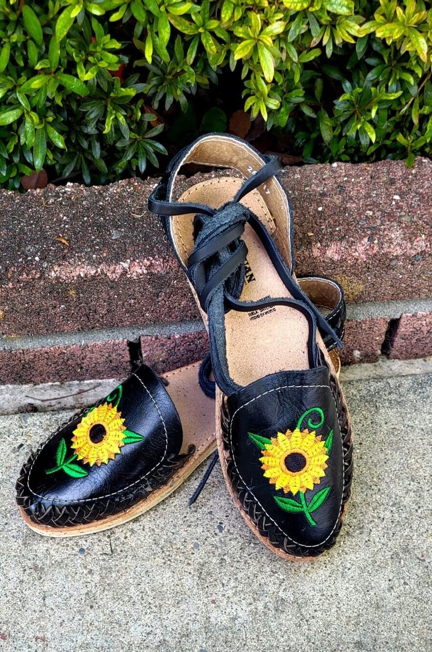 Mexican Huaraches Women Leather Sandals Handmade Sunflower Embroidered Black Boh